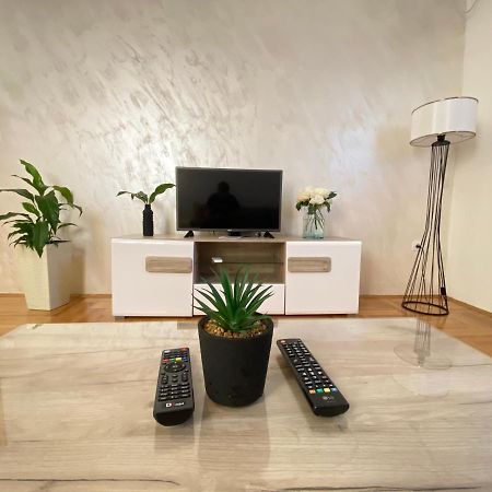 Apartman A&M تيفات المظهر الخارجي الصورة